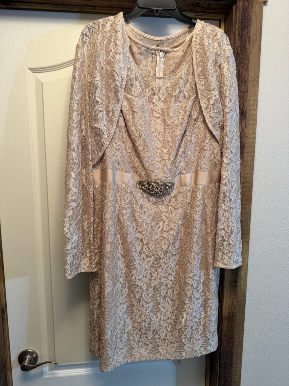 Beige Lace Cocktail Dress with Embellished Waist